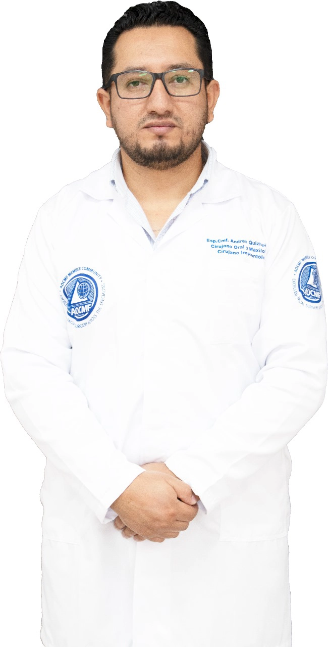 Foto del Dr. Andrés Quizhpi López, especialista en Cirugía Máxilo Facial
