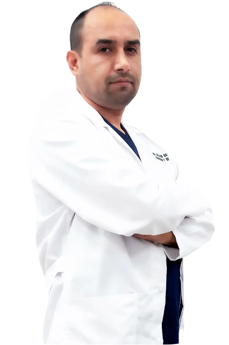 Foto del Dr. Santiago Gallegos Vintimilla, especialista en Ginecología avanzada