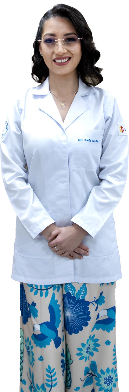 Foto de la Dra. Karla Sevilla Campoverde, especialista en Medicina General
